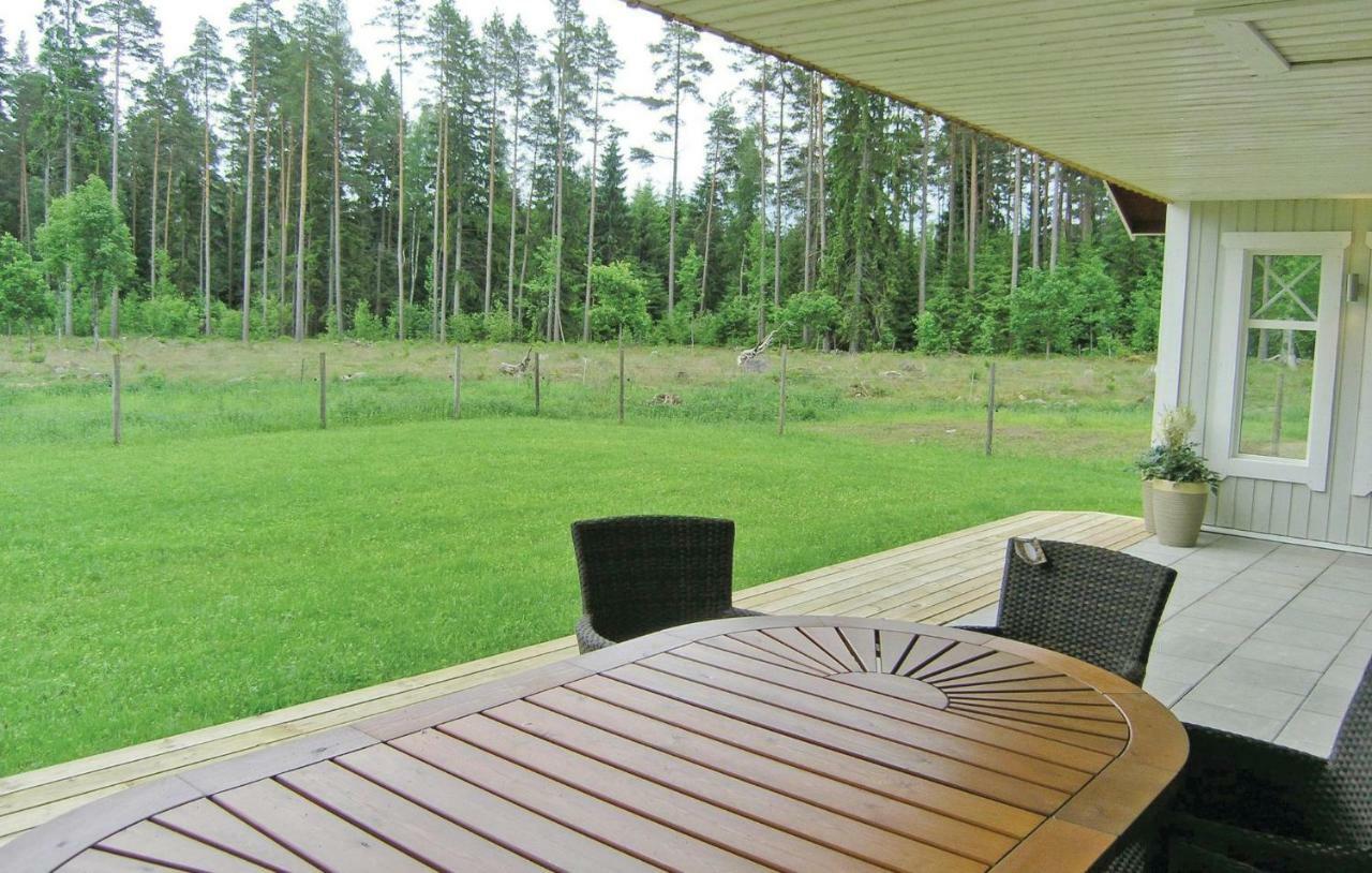 Cozy Home In Vittaryd With Sauna Kvanarp ภายนอก รูปภาพ