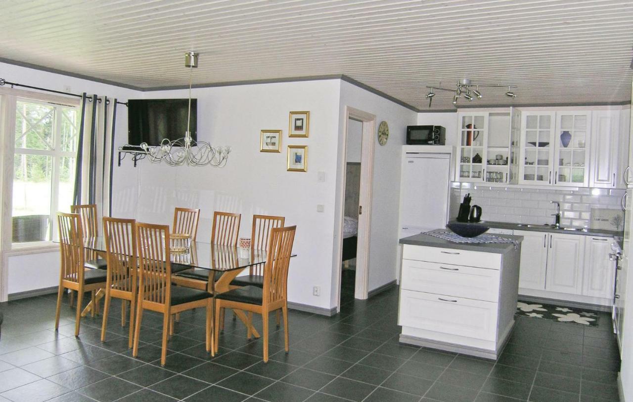 Cozy Home In Vittaryd With Sauna Kvanarp ภายนอก รูปภาพ